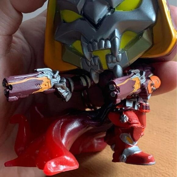 Funko POP #498 Games Overwatch Reaper Hell Fire Exclusive Figure 2019 out of box - Picture 6 of 9